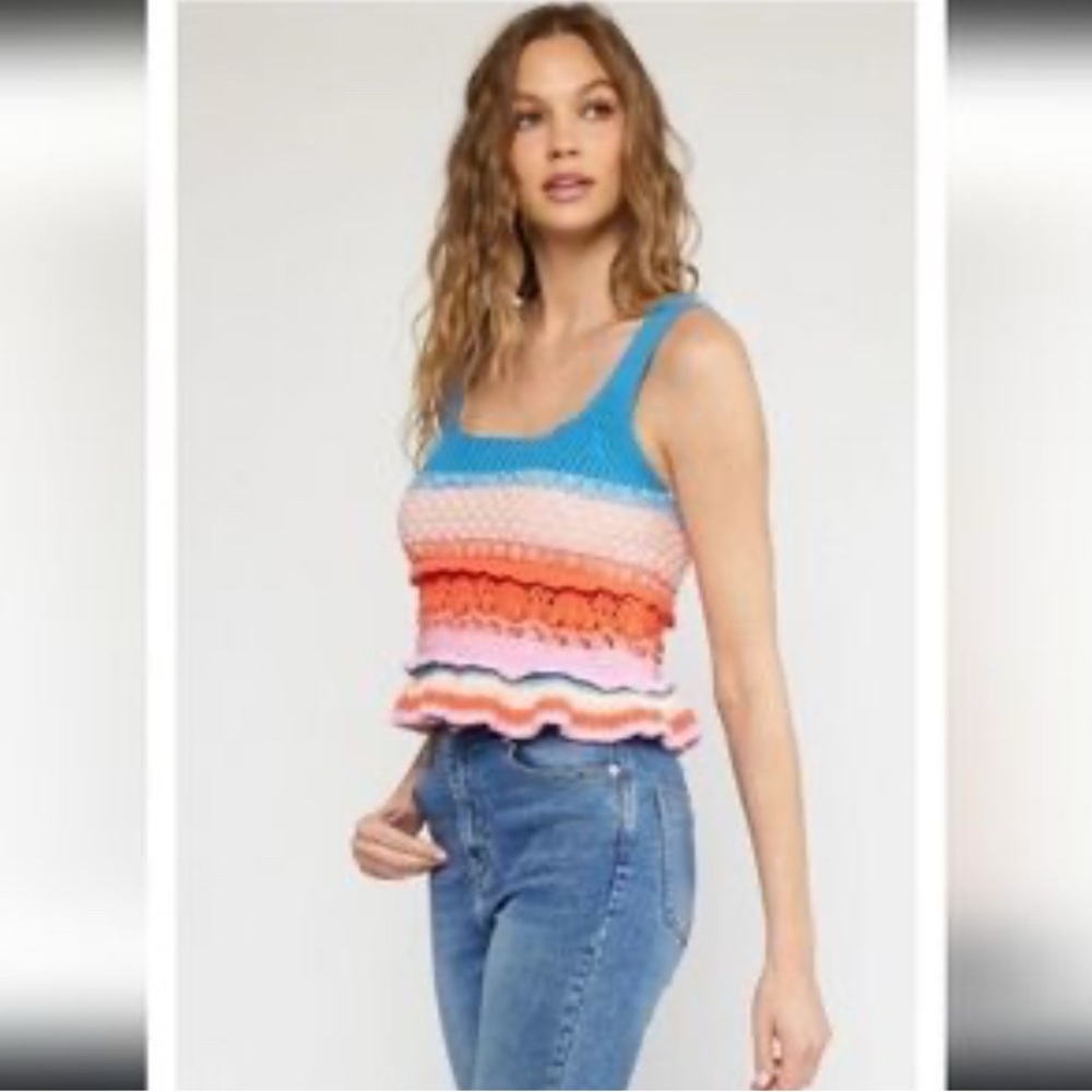 Entro Cassandra Color Block Knit Peplem Top ruffle bottom size large Crochet